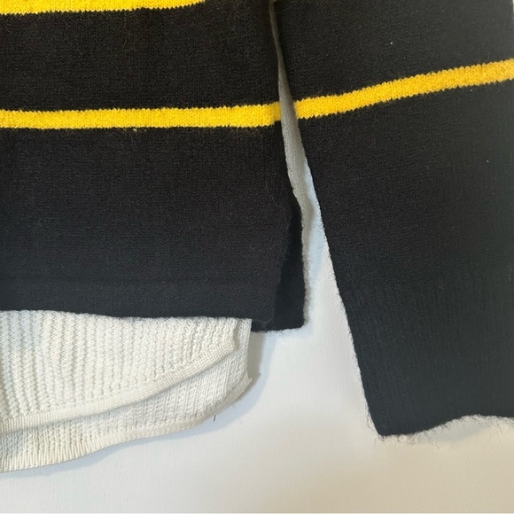 Unif x Urban Outfitters Striped Layered Look Sweater New Womens XS - Picture 4 of 8